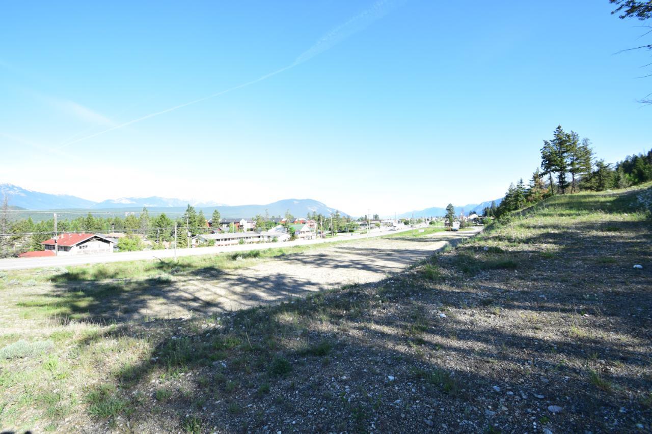7585 Redstreak Park Road, Radium Hot Springs, British Columbia  V0A 1M0 - Photo 15 - 2454295