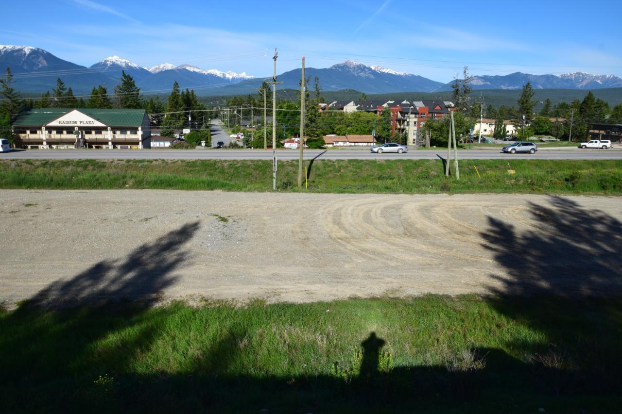 7585 Redstreak Park Road, Radium Hot Springs, British Columbia  V0A 1M0 - Photo 24 - 2454295