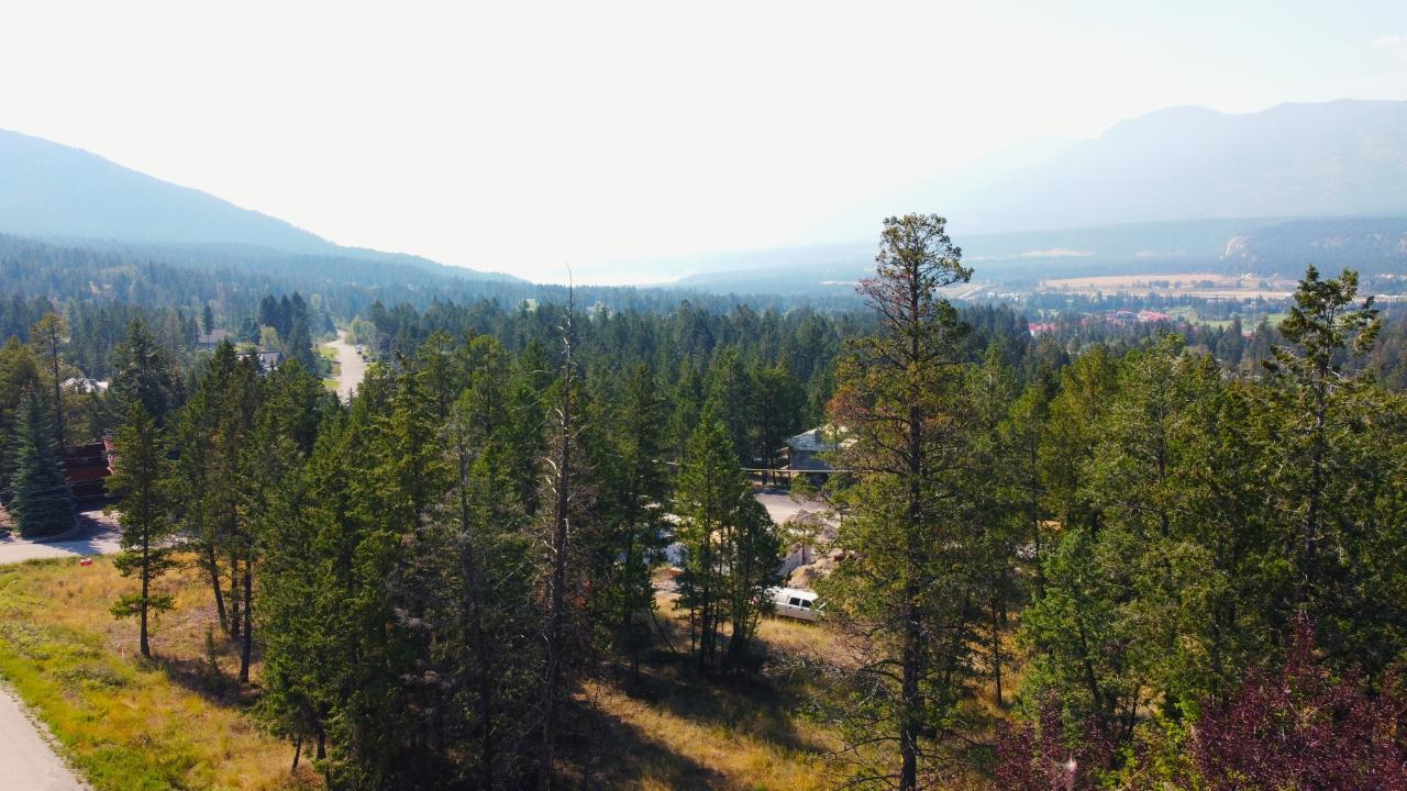 4951 Mountain View Drive, Fairmont Hot Springs, British Columbia  V0A 1L2 - Photo 6 - 2473361
