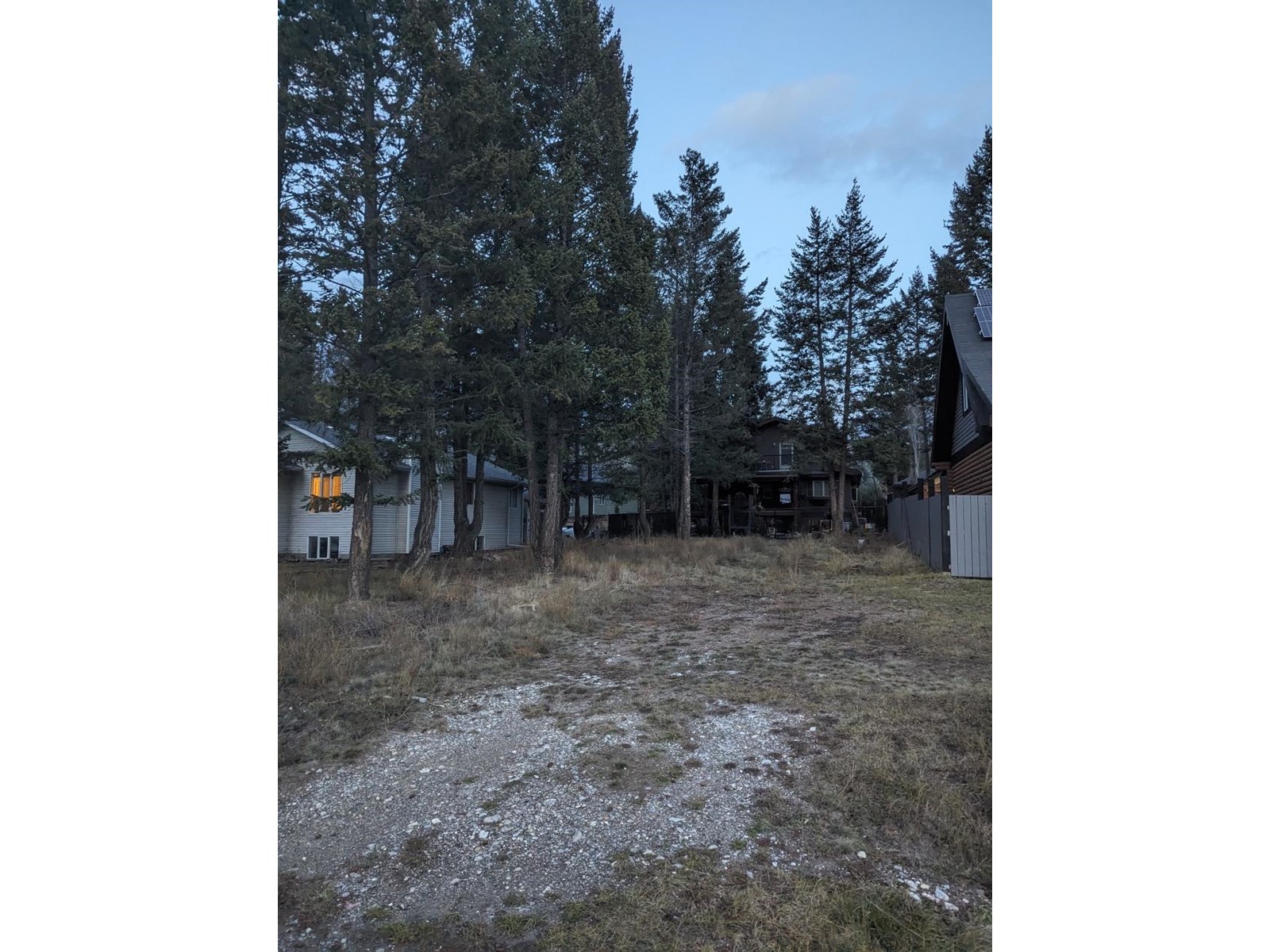 7332 Yoho Drive, Radium Hot Springs, British Columbia  V0A 1M0 - Photo 7 - 2474018