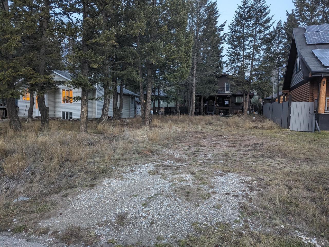 7332 Yoho Drive, Radium Hot Springs, British Columbia  V0A 1M0 - Photo 9 - 2474018