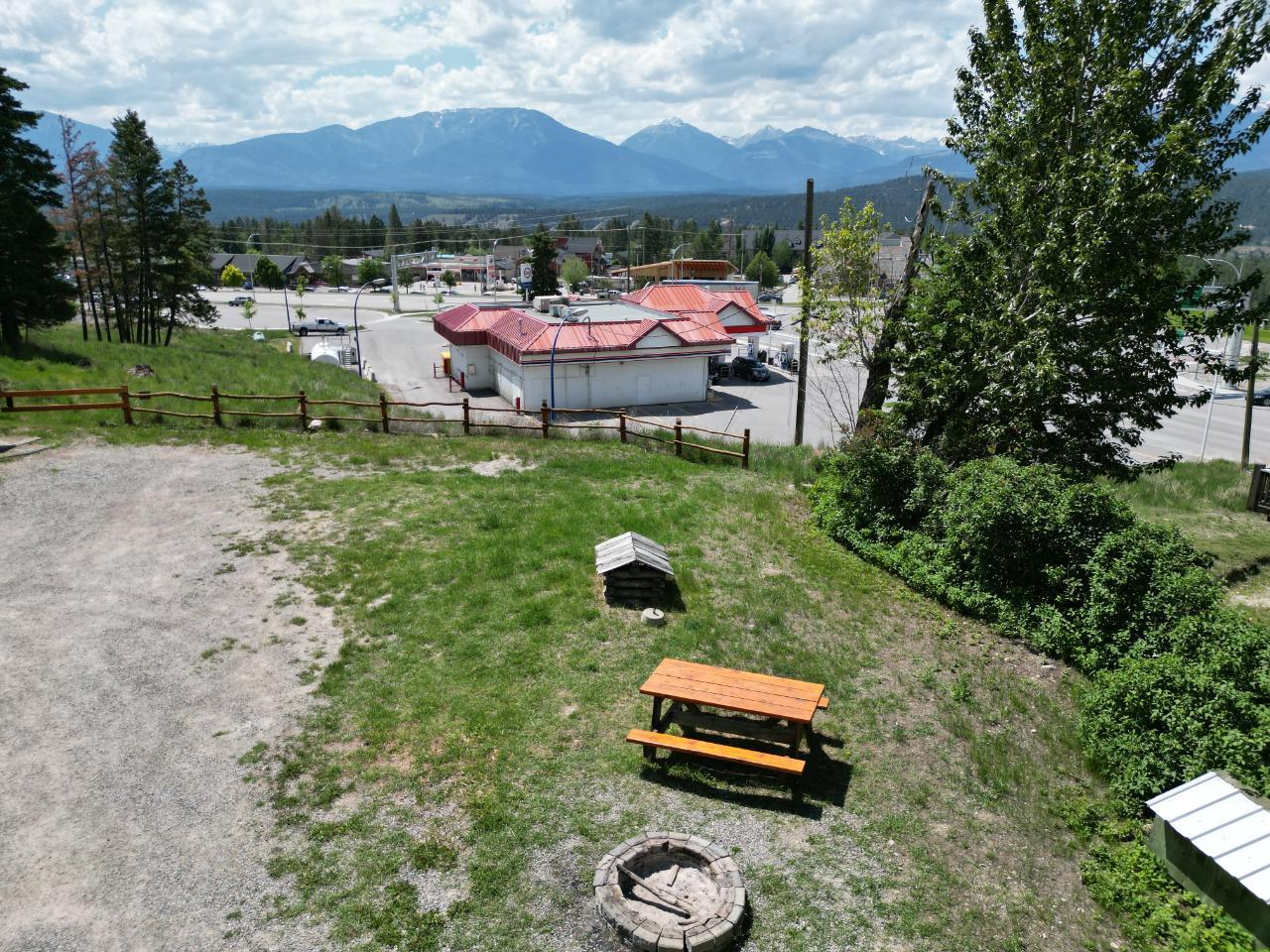 4940 Highway 93, Radium Hot Springs, British Columbia  V0A 1M0 - Photo 54 - 2475797