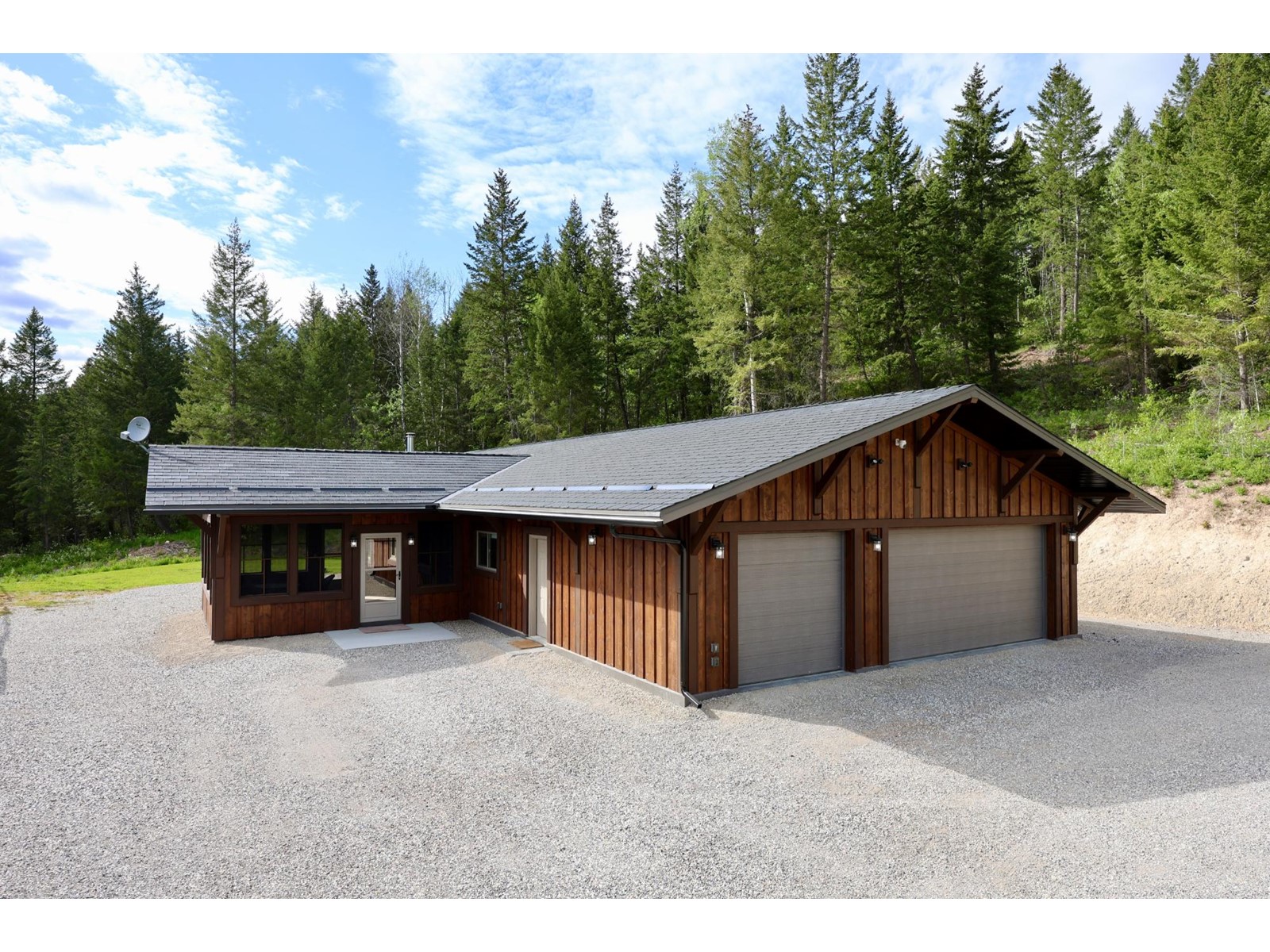 4975 Castledale View Estates Road, Golden, British Columbia  V0A 1L0 - Photo 2 - 2476956