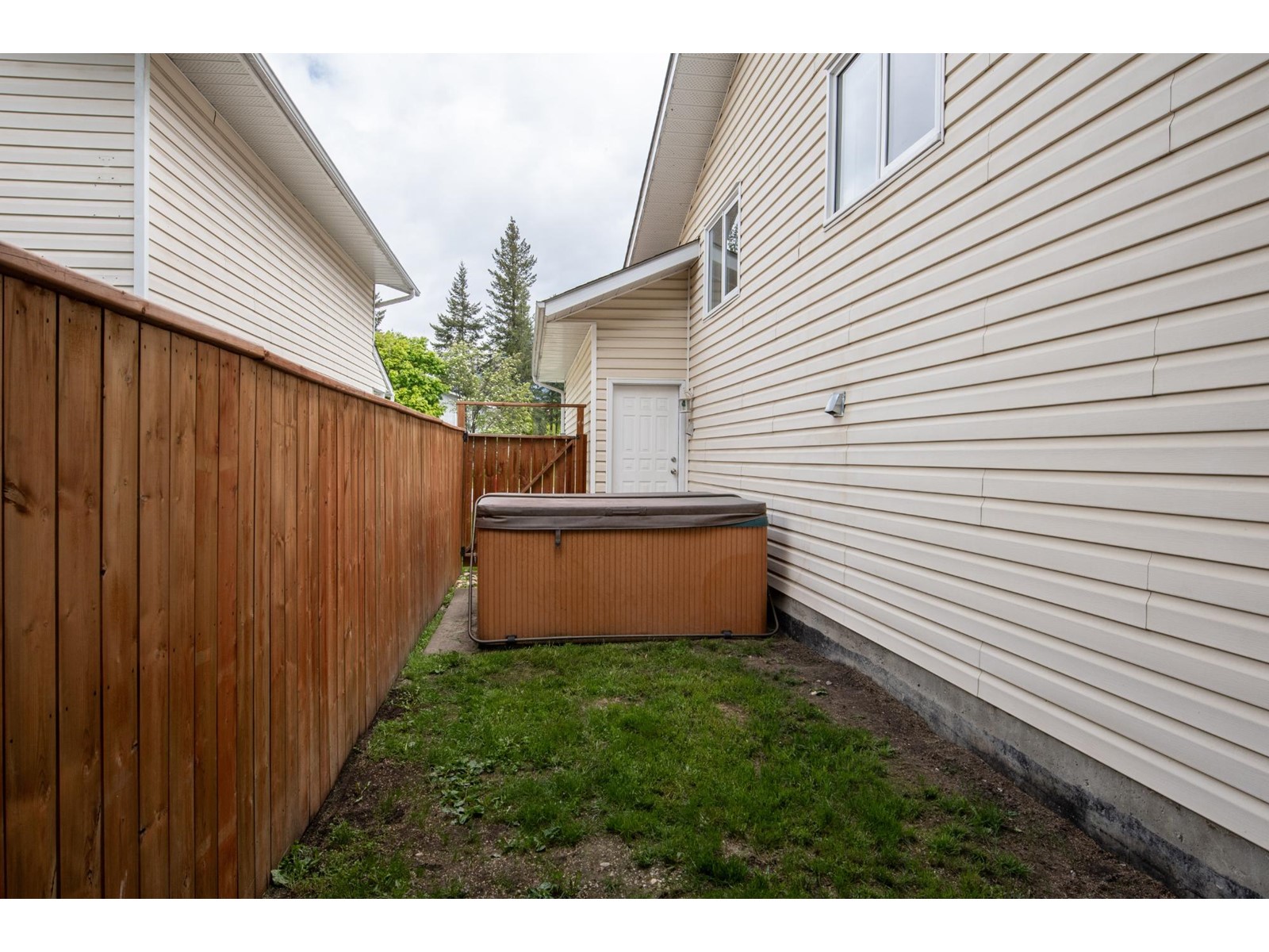 1512 Fir Crescent, Golden, British Columbia  V0A 1H6 - Photo 29 - 2477392