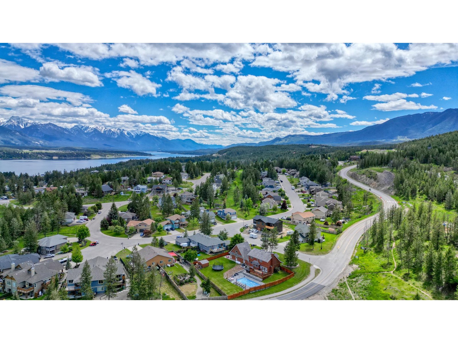 945 Westridge Way, Invermere, British Columbia  V0A 1K0 - Photo 8 - 2478024