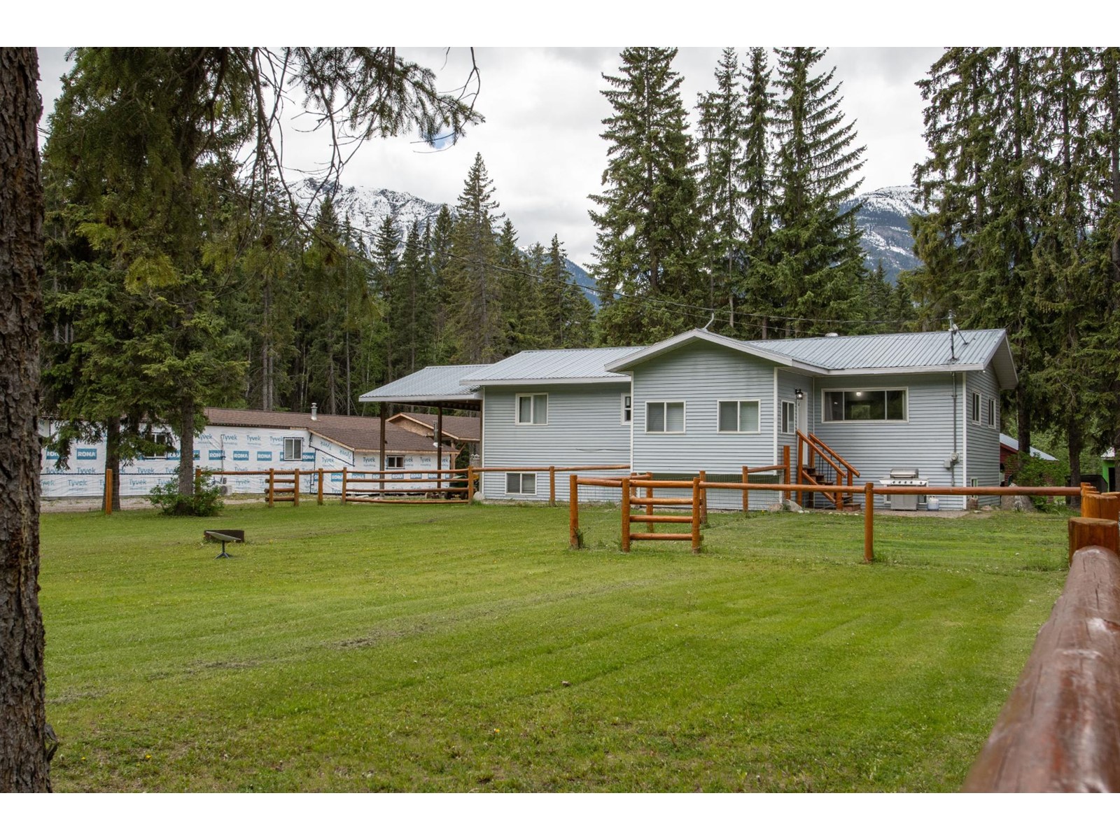 1282 Horse Creek Road S, Golden, British Columbia  V0A 1H2 - Photo 23 - 2478305