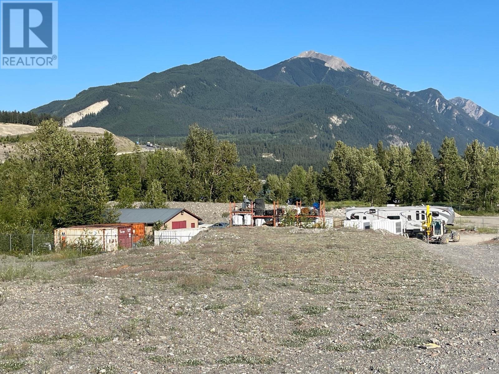 870 Kicking Horse Drive, Golden, British Columbia  V0A 1H0 - Photo 18 - 2478395