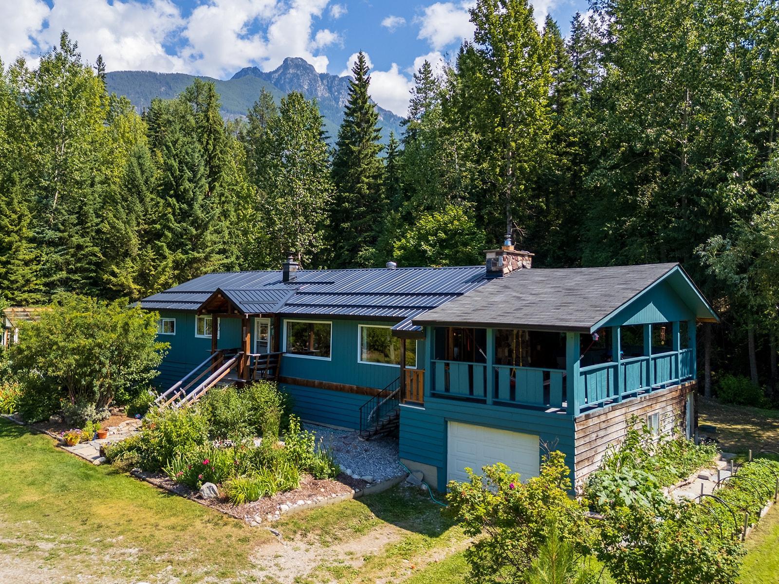 808 Oster Road, Golden, British Columbia  V0A 1H1 - Photo 28 - 2479018