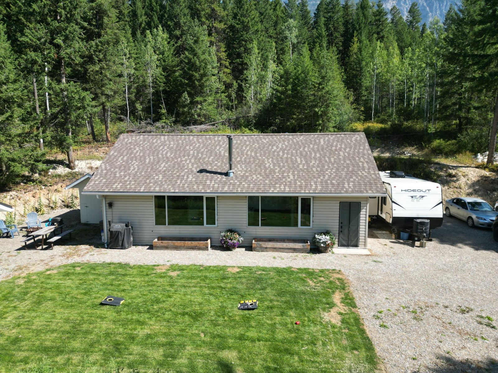 1421 CAMPBELL RD, golden, British Columbia