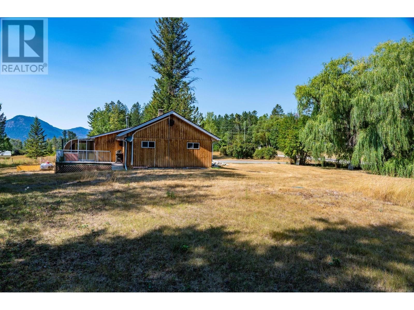 1359 95 Highway, Spillimacheen, British Columbia  V0A 1P0 - Photo 49 - 2479216