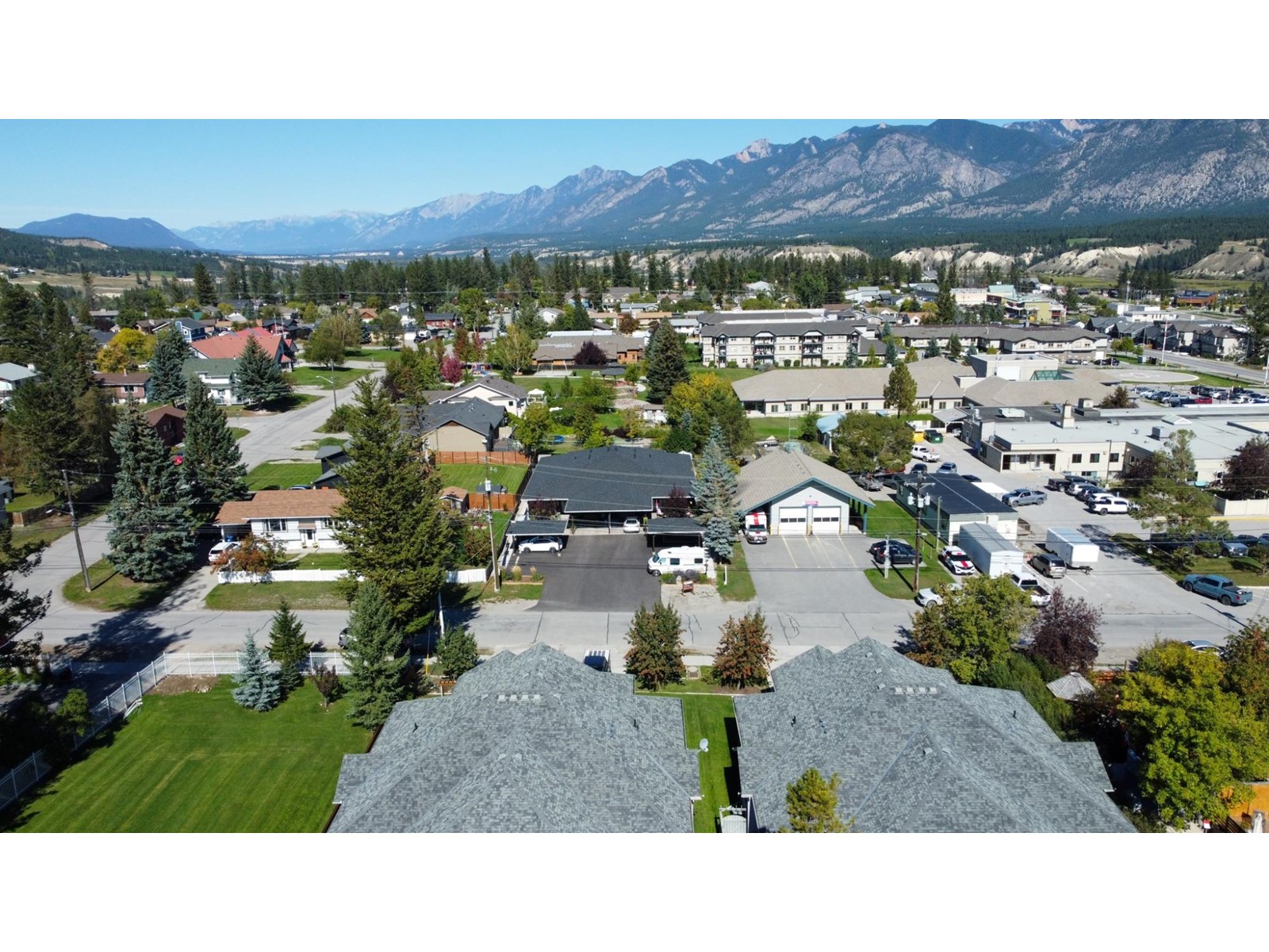 1118 10th Street, Invermere, British Columbia  V0A 1K0 - Photo 6 - 2479644