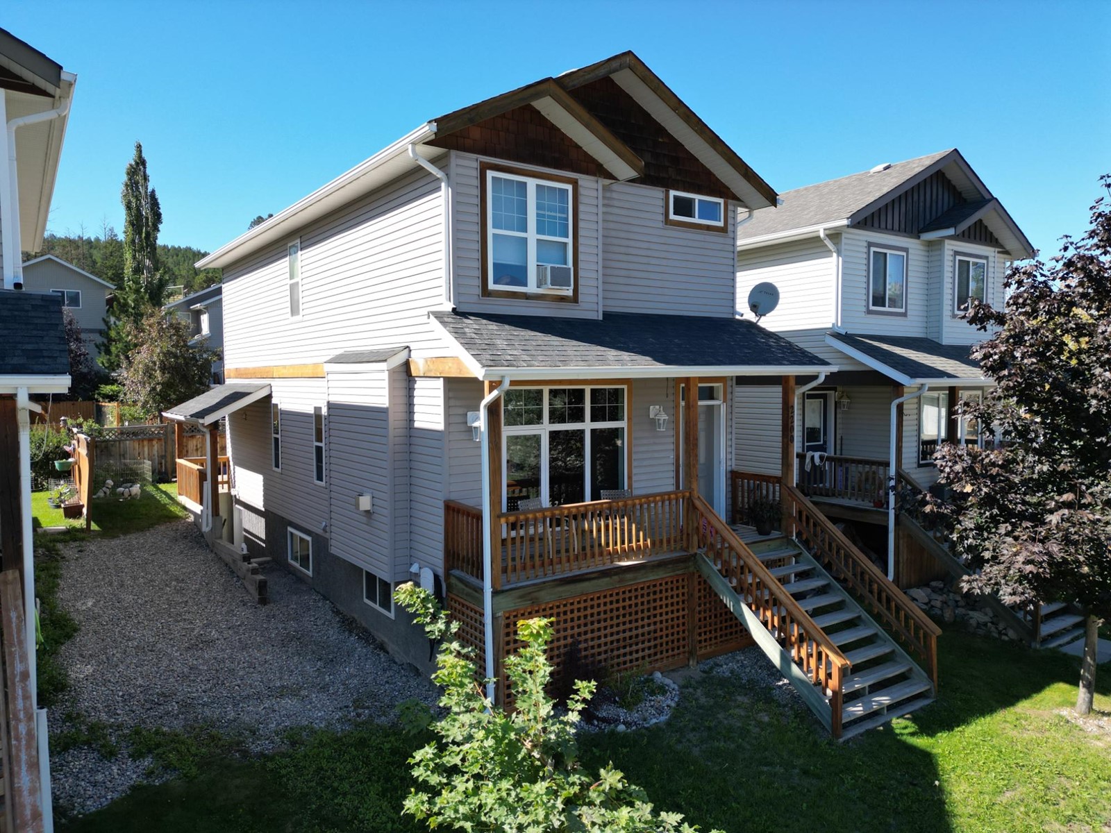 2200 Westside Park Avenue, Invermere, British Columbia  V0A 1K4 - Photo 1 - 2479707