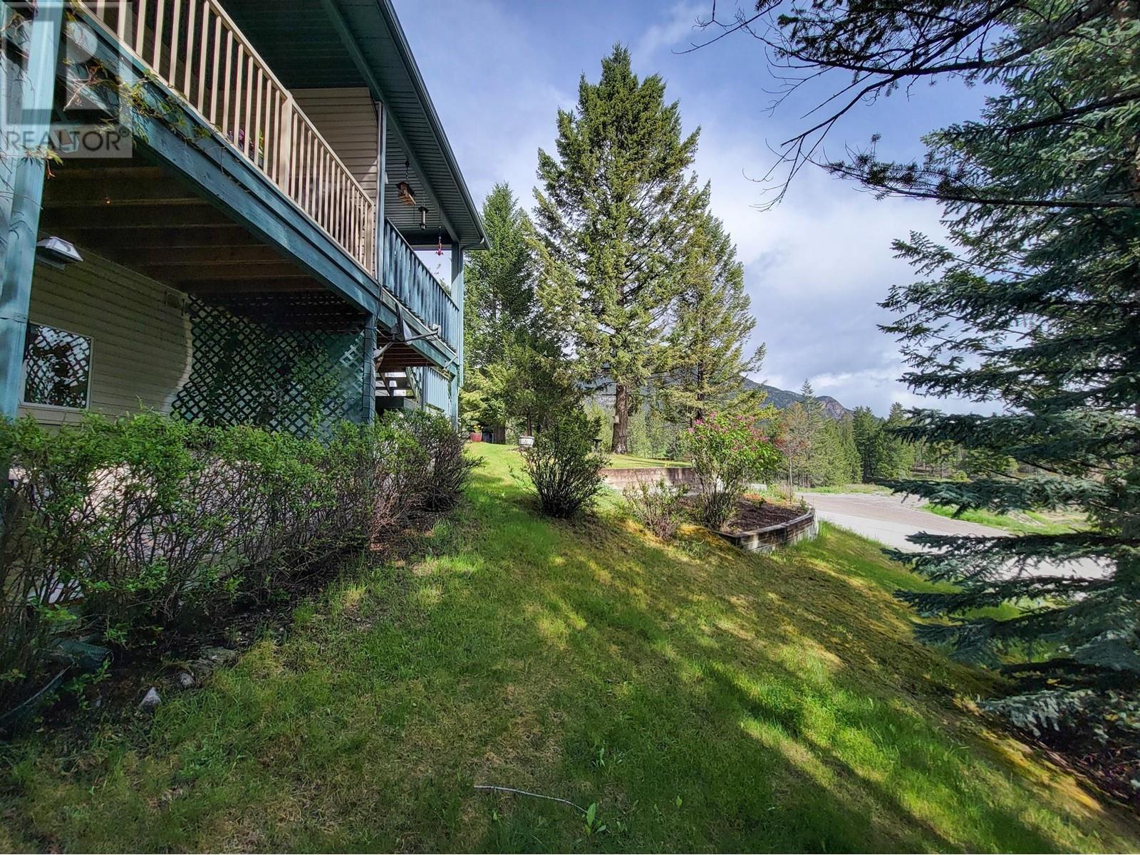 31a Wolf Crescent, Invermere, British Columbia  V0A 1K2 - Photo 49 - 10327159