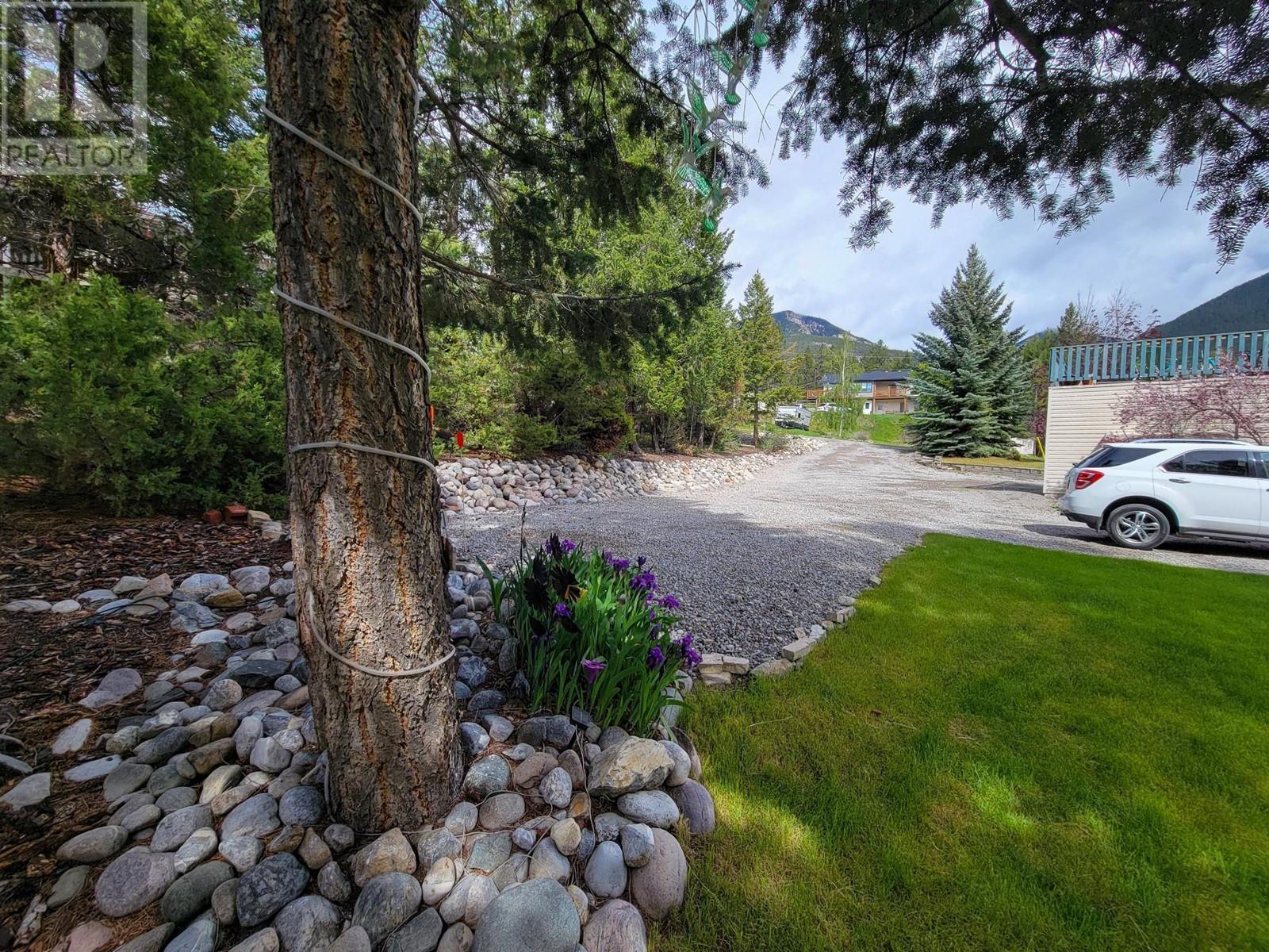 31a Wolf Crescent, Invermere, British Columbia  V0A 1K2 - Photo 9 - 10327159