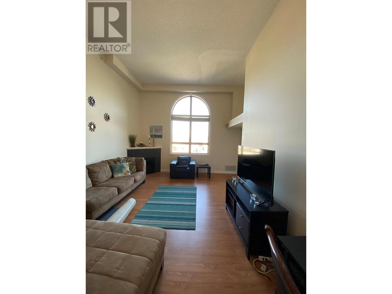 205 Third Avenue Unit# 1416, Invermere, British Columbia  V0A 1K7 - Photo 2 - 10327440