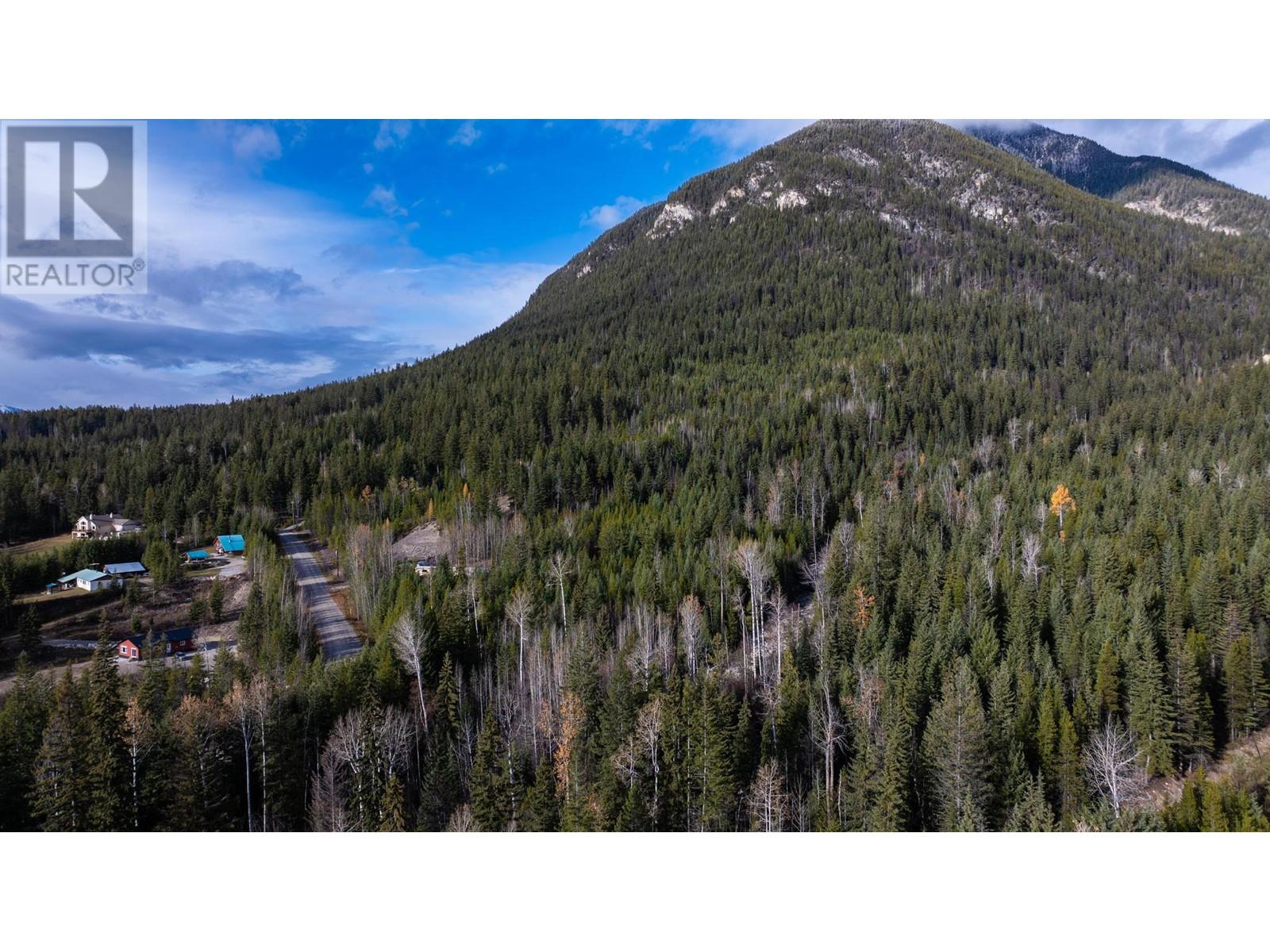 936 Oster Road, Golden, British Columbia