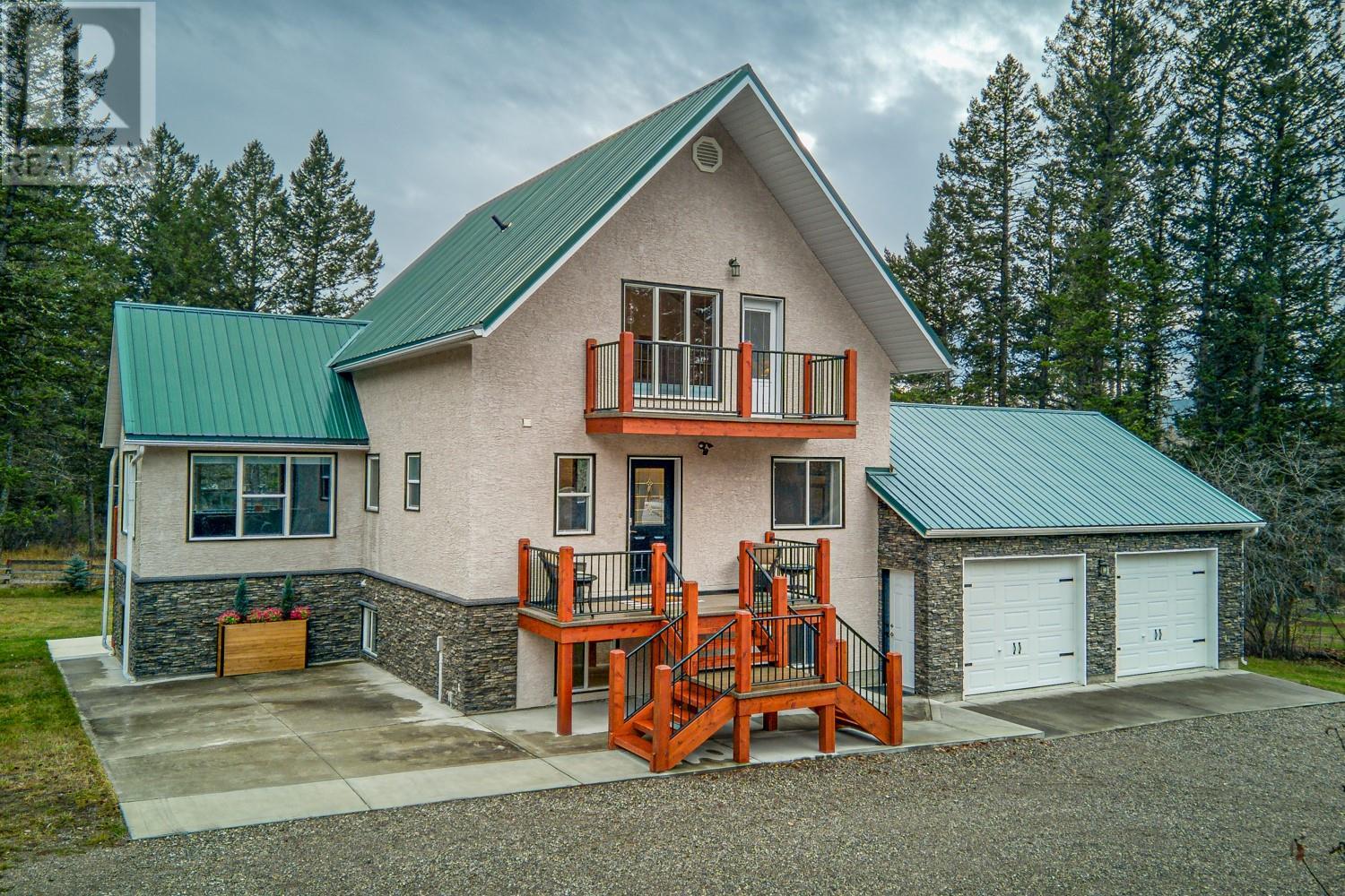 4880 James Street, Fairmont Hot Springs, British Columbia