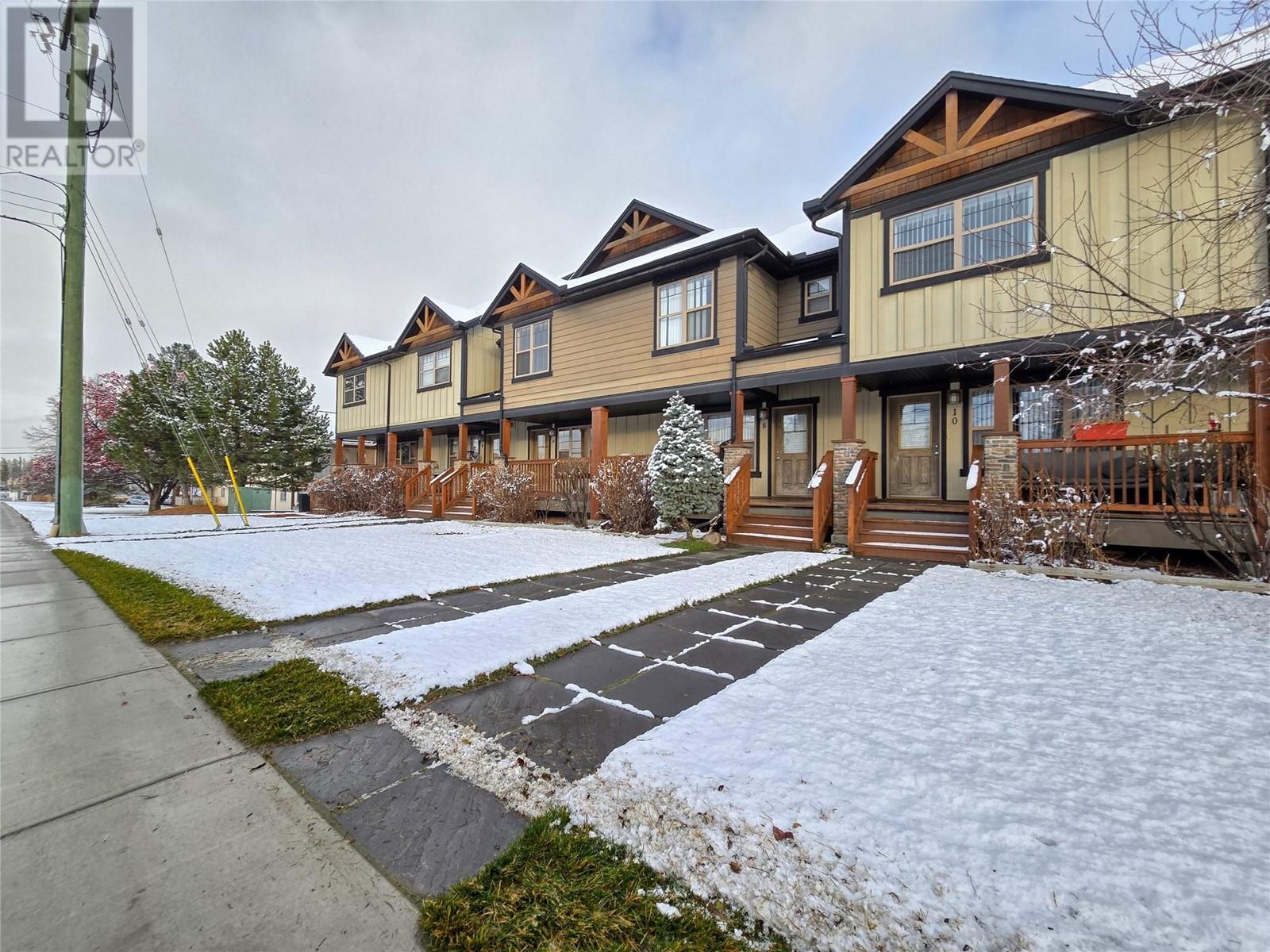 1000 9th Street Unit# 8, Invermere, British Columbia