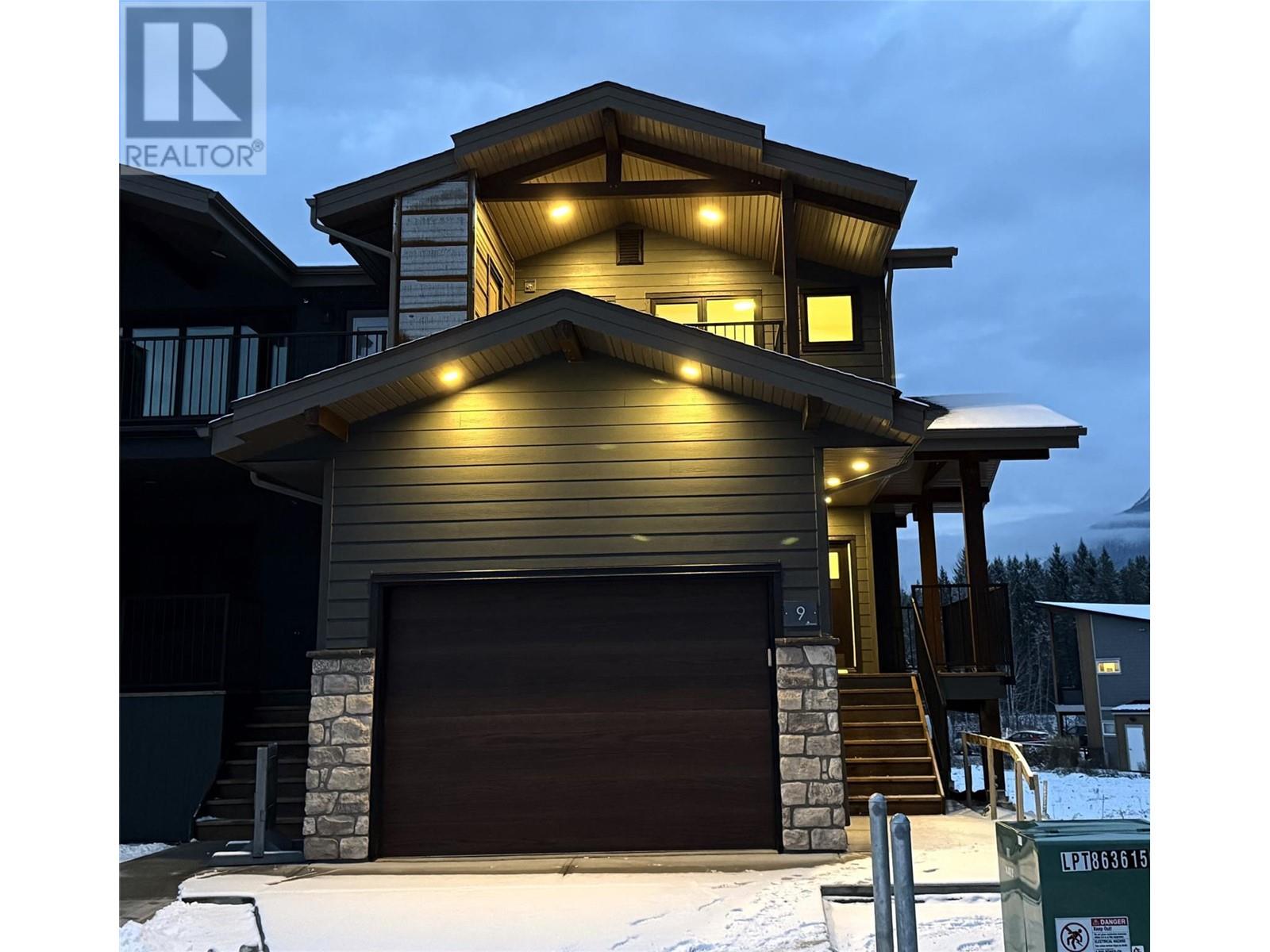 1444 Granite Drive Unit# 9, Golden, British Columbia