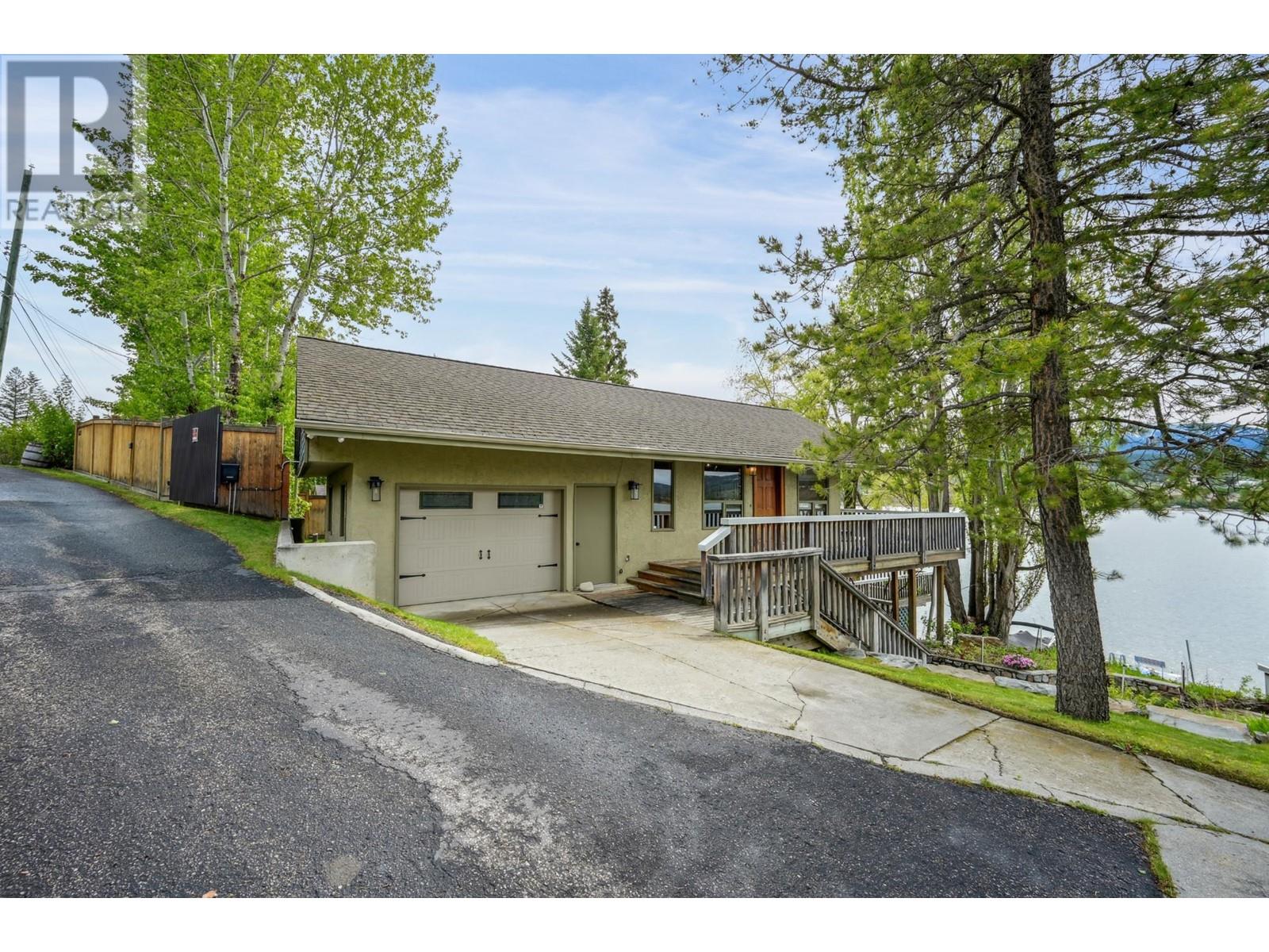 661 Lakeview Road, Windermere, British Columbia  V0A 1K3 - Photo 49 - 10329811