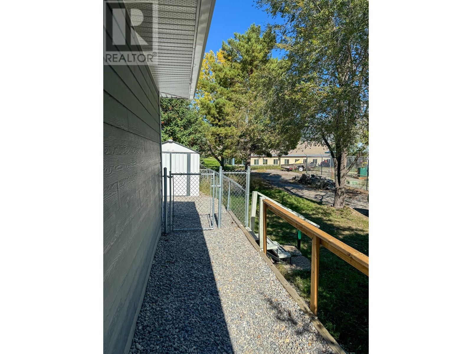 1118 10th Street, Invermere, British Columbia  V0A 1K0 - Photo 16 - 10329944