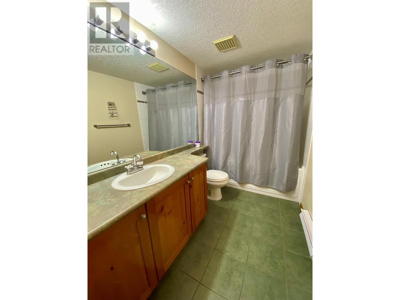 2050 Summit Drive Unit# 306, Panorama, British Columbia  V0A 1T0 - Photo 12 - 10329980