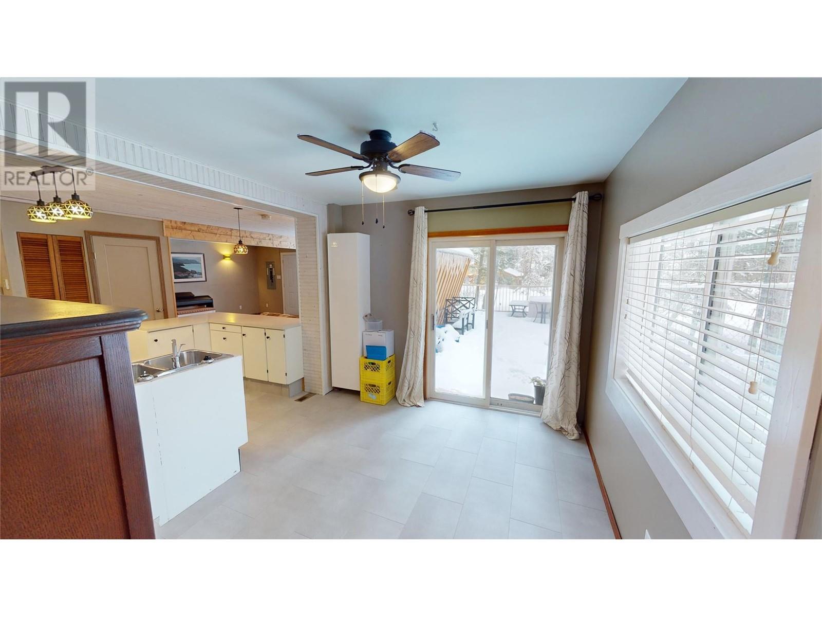 4384 Pinnacle Place, Spur Valley, British Columbia  V0A 1E0 - Photo 14 - 10330338