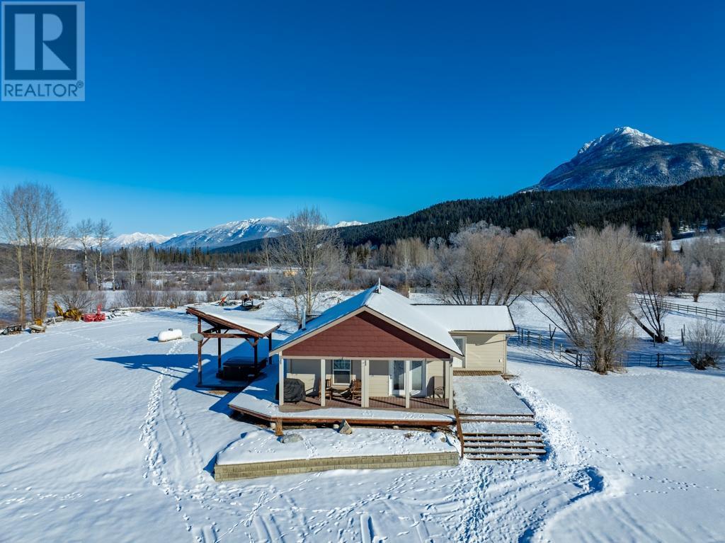 558 ANDERSON Road, Golden, British Columbia