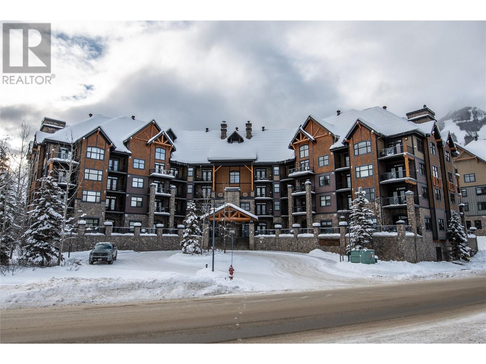 1545 KICKING HORSE Trail Unit# 102, Golden, British Columbia