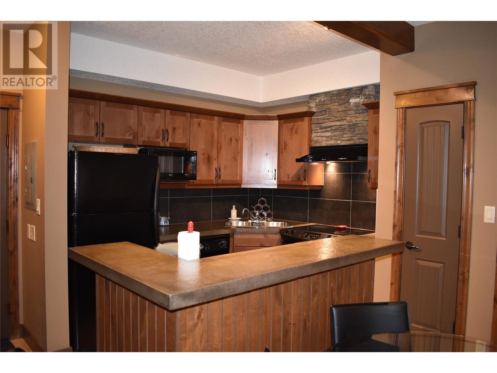 7495 Columbia Avenue Unit# 1204 Lot# Sl 24, Radium Hot Springs, British Columbia  V0A 1M0 - Photo 1 - 10330769