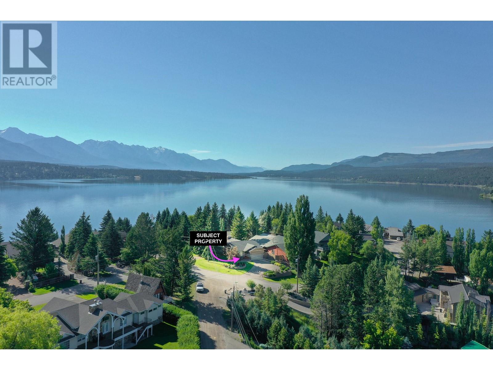 1745 Fort Point Close, Invermere, British Columbia  V0A 1K0 - Photo 2 - 10331770