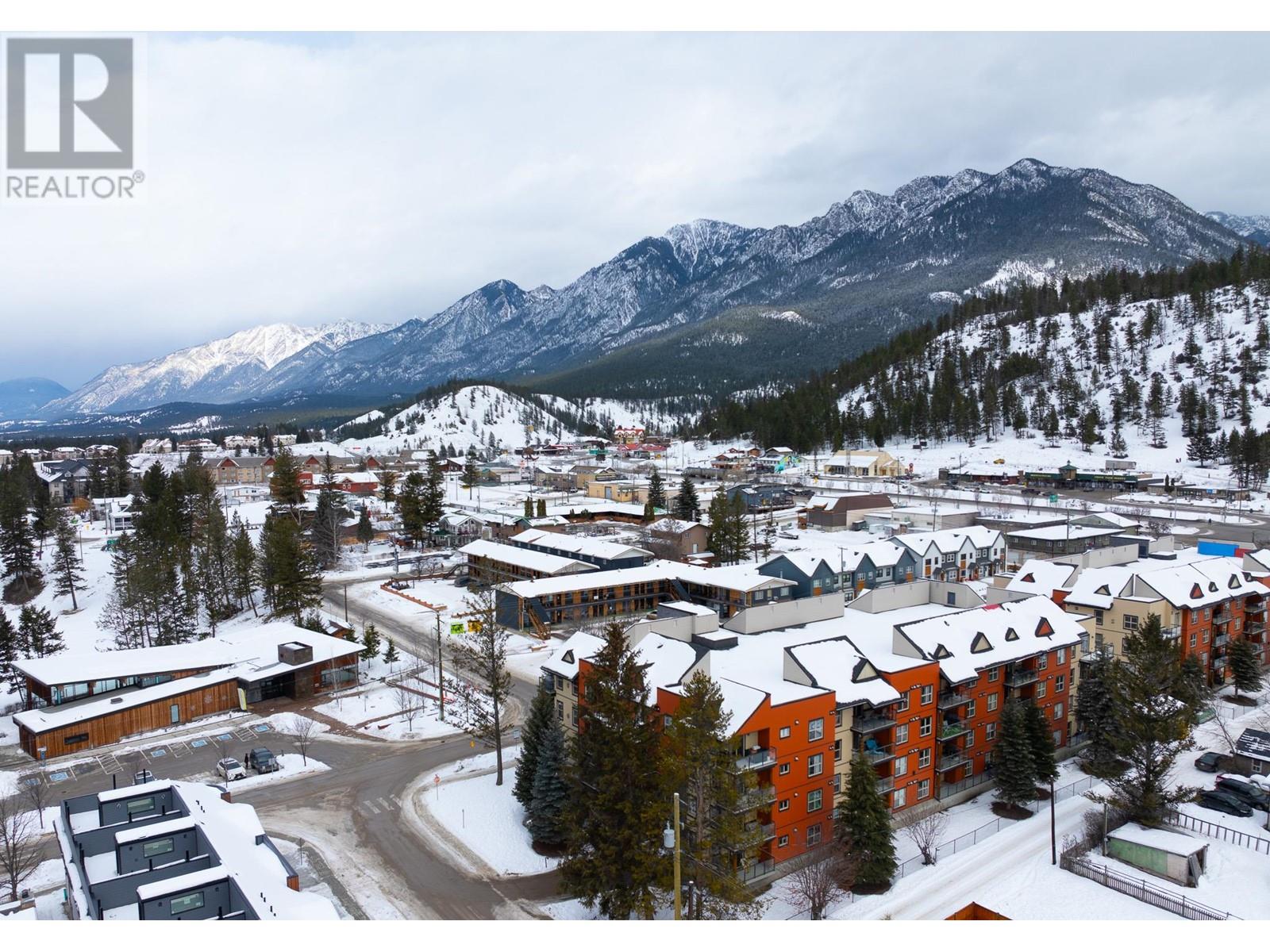 4874 Stanley Street Unit# 202, Radium Hot Springs, British Columbia  V0A 1M0 - Photo 1 - 10332267