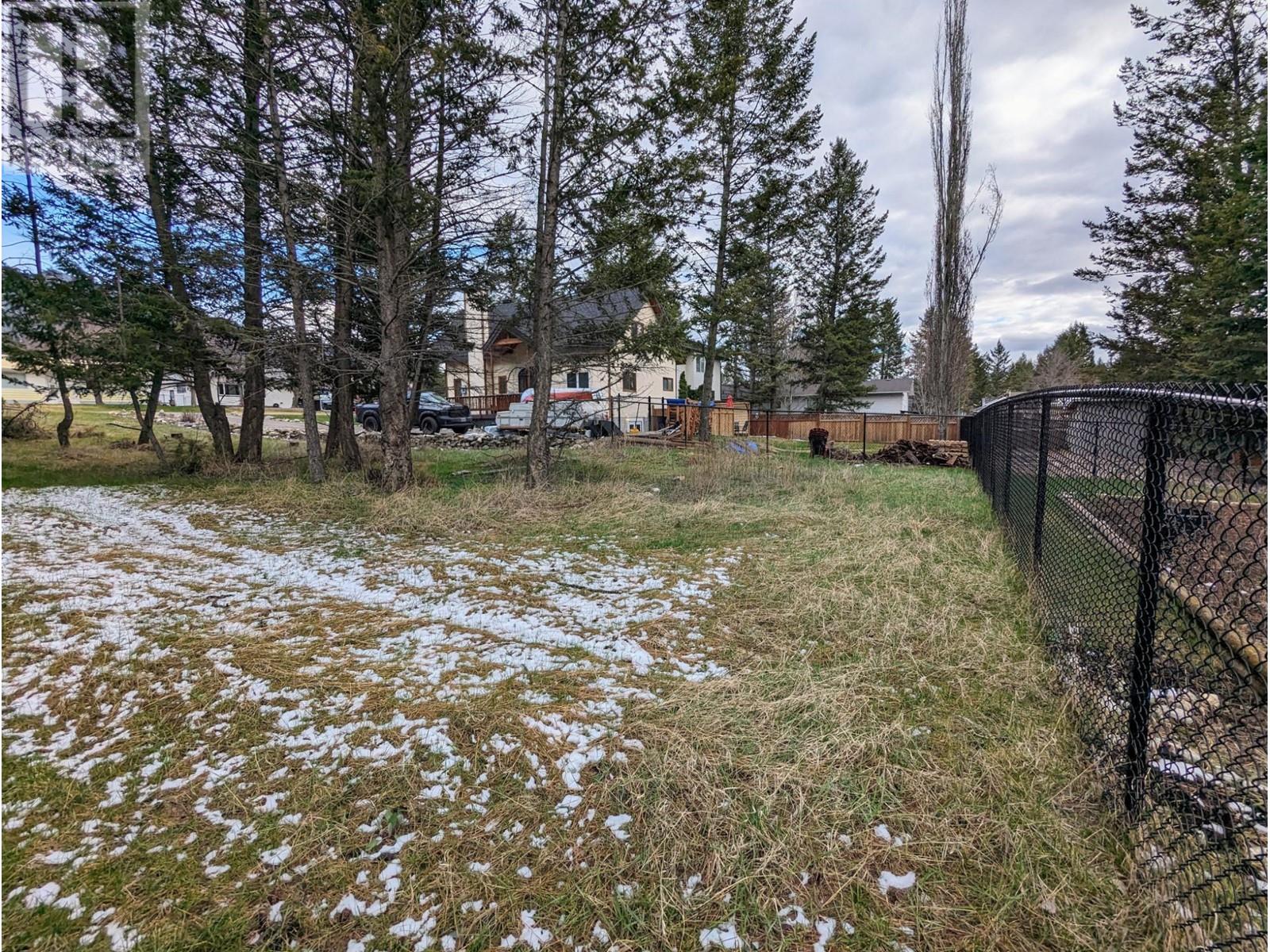 7503 Jackson Avenue, Radium Hot Springs, British Columbia  V0A 1M0 - Photo 8 - 10332710