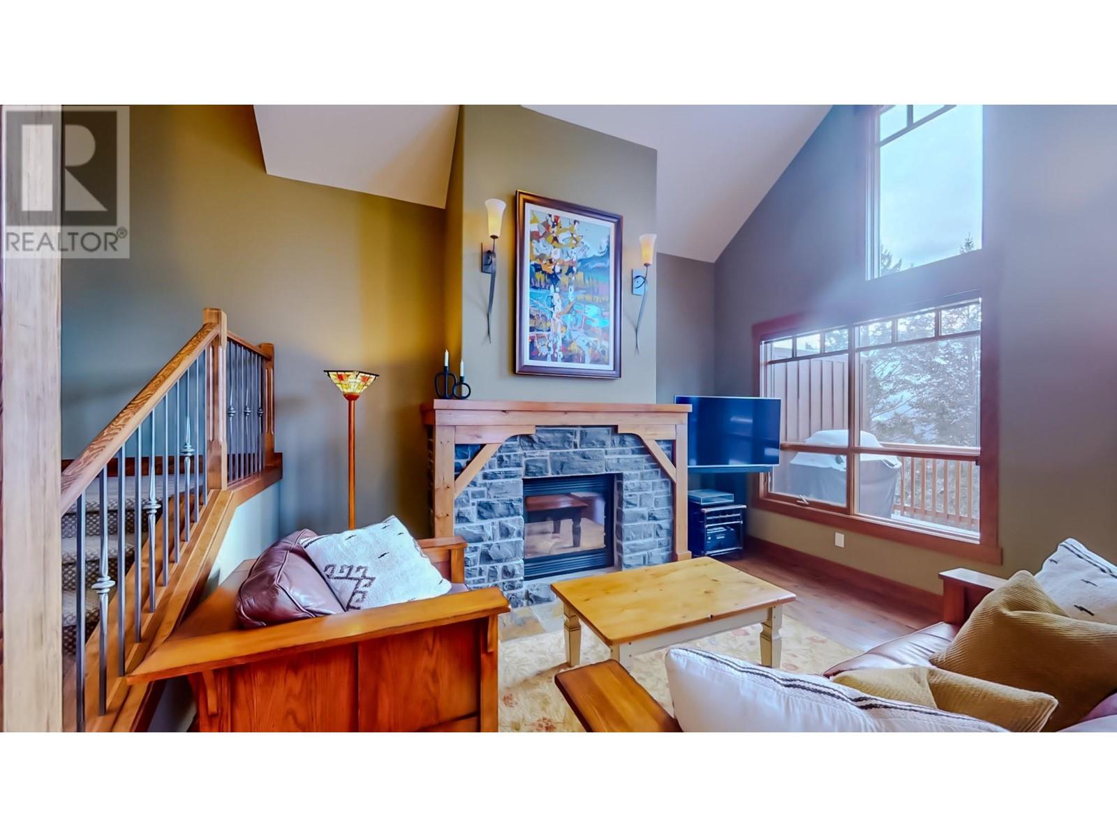 2598 Mountainview Crescent Unit# 4, Invermere, British Columbia  V0A 1K6 - Photo 6 - 10334501