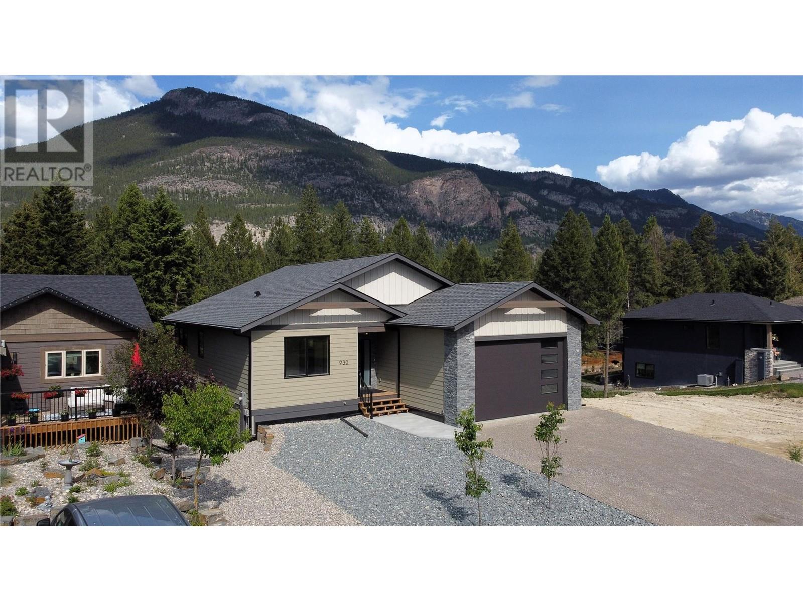 930 Copper Point Way, Windermere, British Columbia  V0A 1K3 - Photo 75 - 10335013