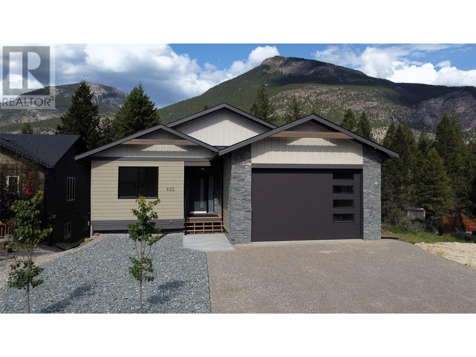 930 Copper Point Way, Windermere, British Columbia  V0A 1K3 - Photo 76 - 10335013