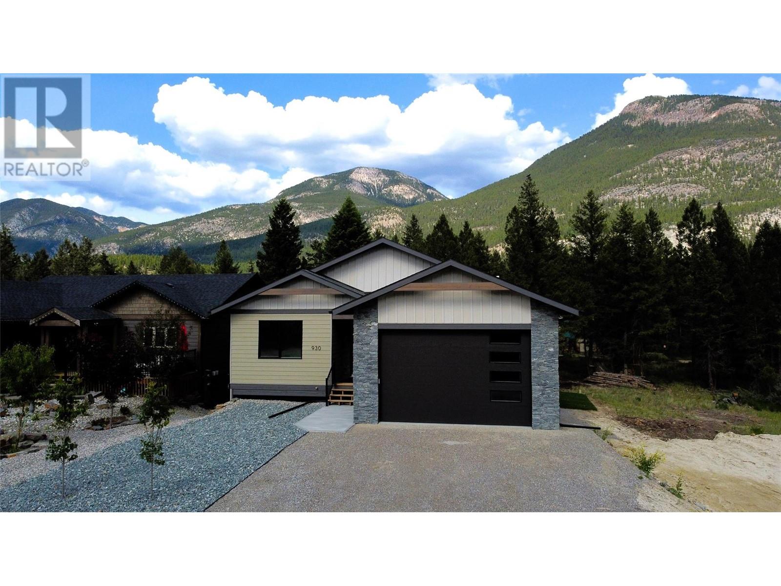 930 Copper Point Way, Windermere, British Columbia  V0A 1K3 - Photo 77 - 10335013