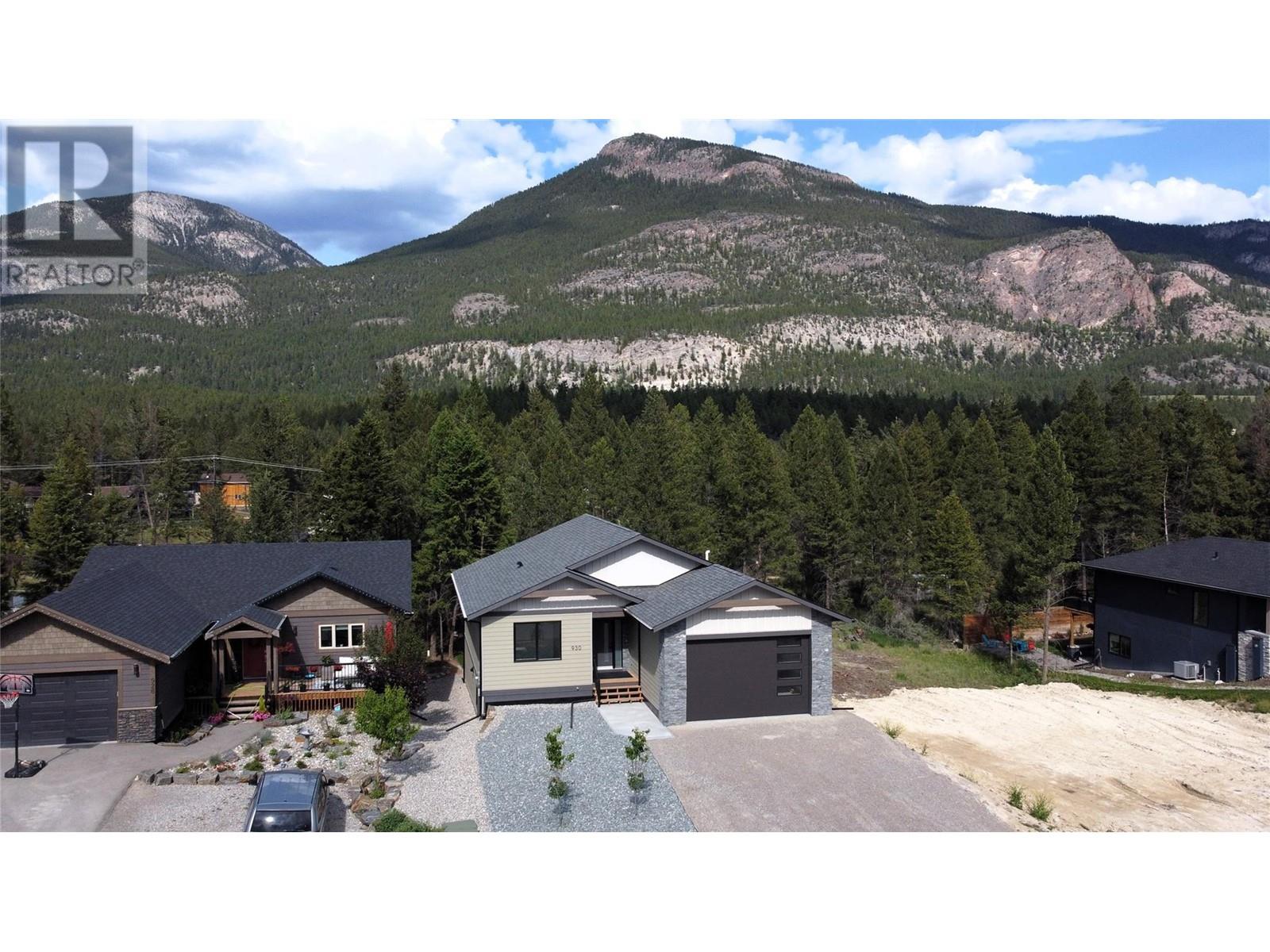 930 Copper Point Way, Windermere, British Columbia  V0A 1K3 - Photo 79 - 10335013