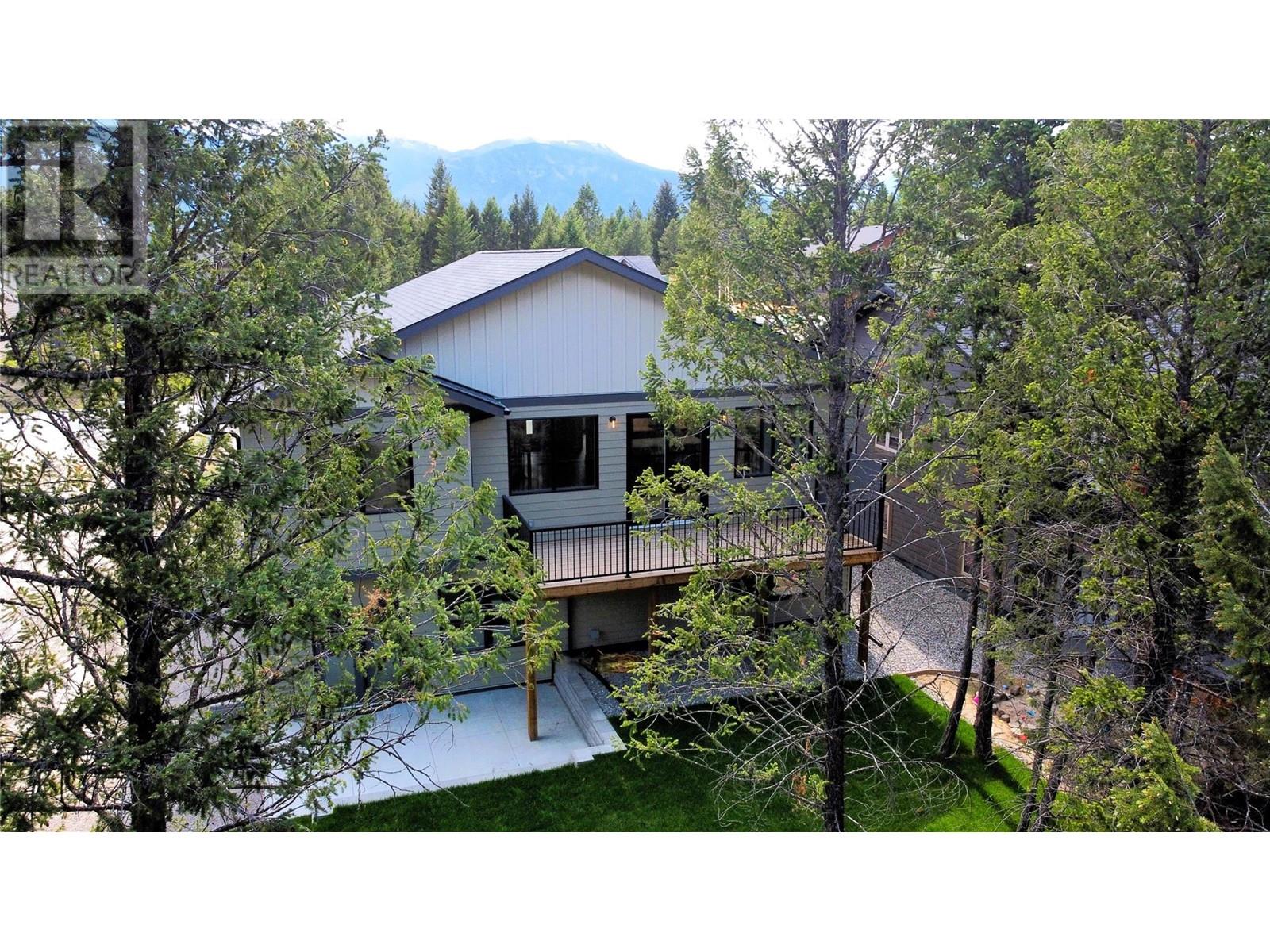 930 Copper Point Way, Windermere, British Columbia  V0A 1K3 - Photo 82 - 10335013