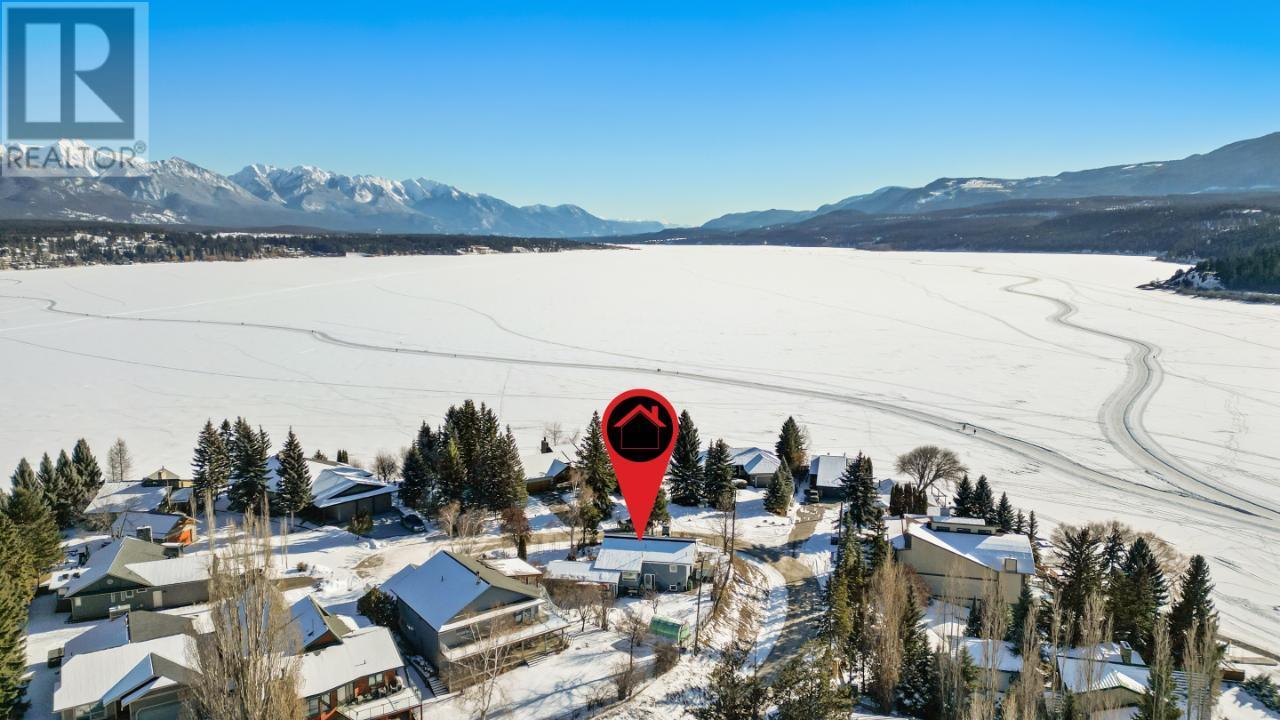 1751 Fort Point Close, Invermere, British Columbia  V0A 1K0 - Photo 4 - 10335233