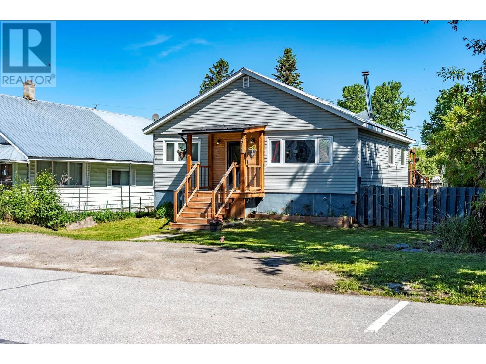511 11th Street, Golden, British Columbia  V0A 1H2 - Photo 39 - 10335498