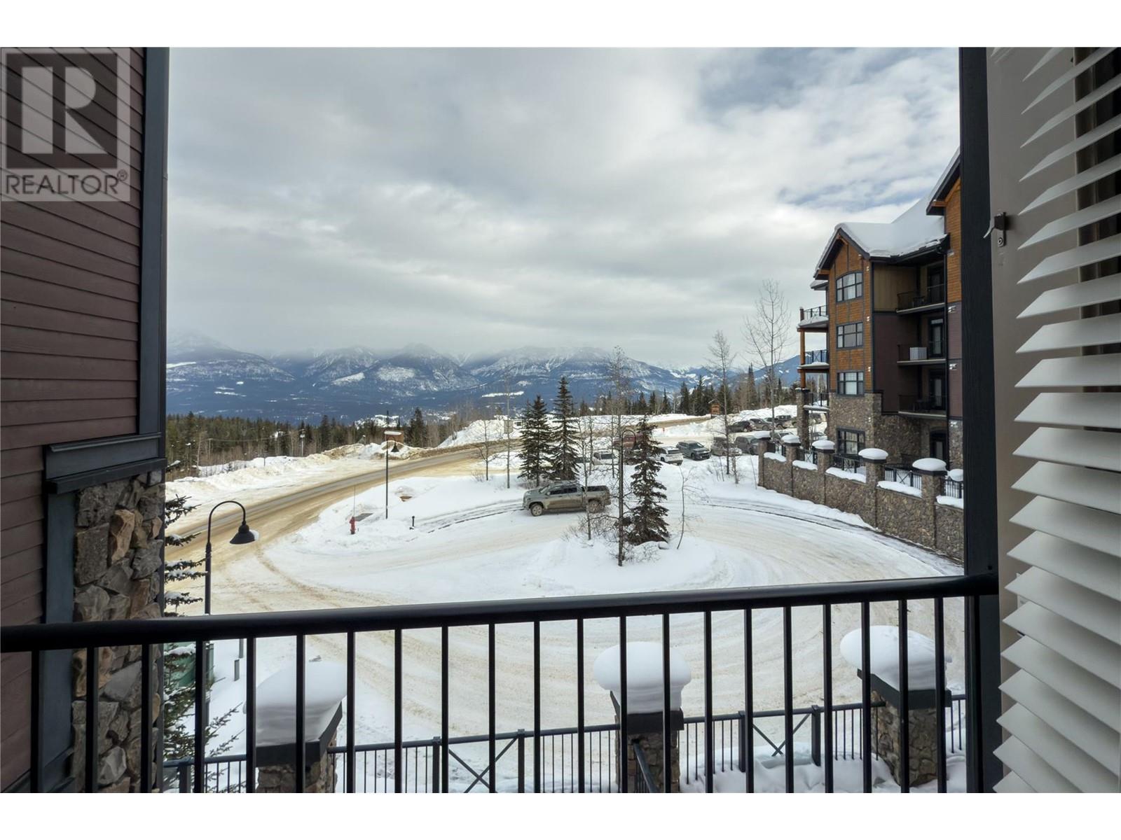 1545 Kicking Horse Trail Unit# 201, Golden, British Columbia  V0A 1H0 - Photo 10 - 10336037