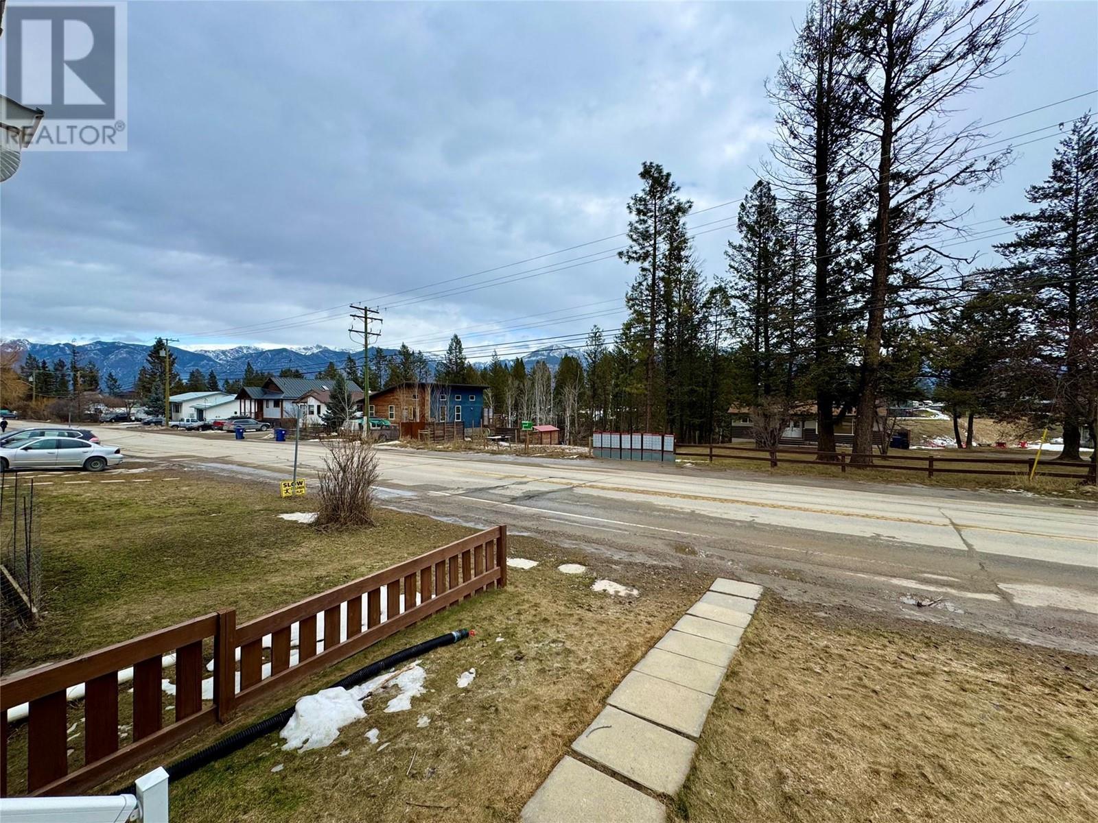 2206 13th Avenue, Invermere, British Columbia  V0A 1K0 - Photo 25 - 10336900