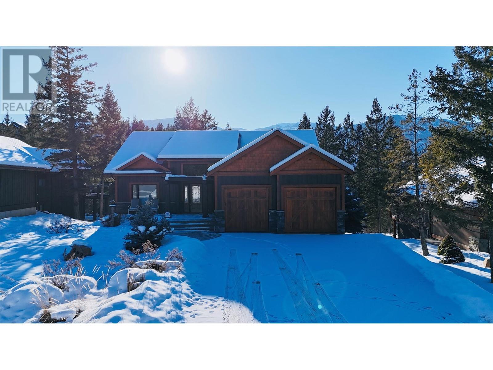 2526 Cobblestone Trail, Invermere, British Columbia  V0A 1K6 - Photo 2 - 10336748