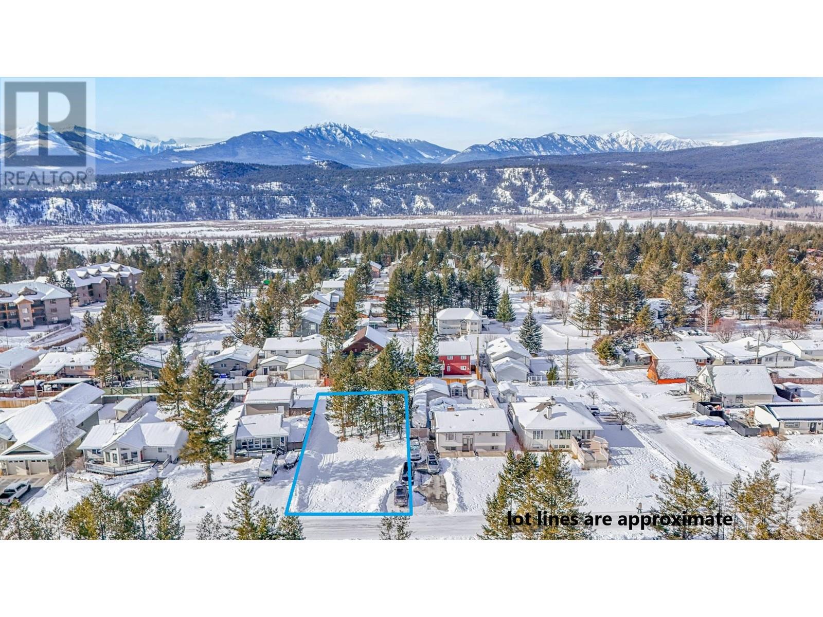 7535 Revelstoke Avenue, Radium Hot Springs, British Columbia  V0A 1M0 - Photo 4 - 10337811