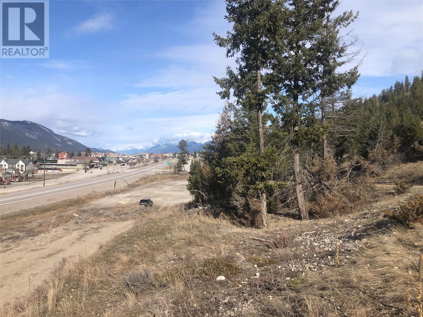 7585 Redstreak Park Road, Radium Hot Springs, British Columbia  V0A 1M0 - Photo 6 - 10338517