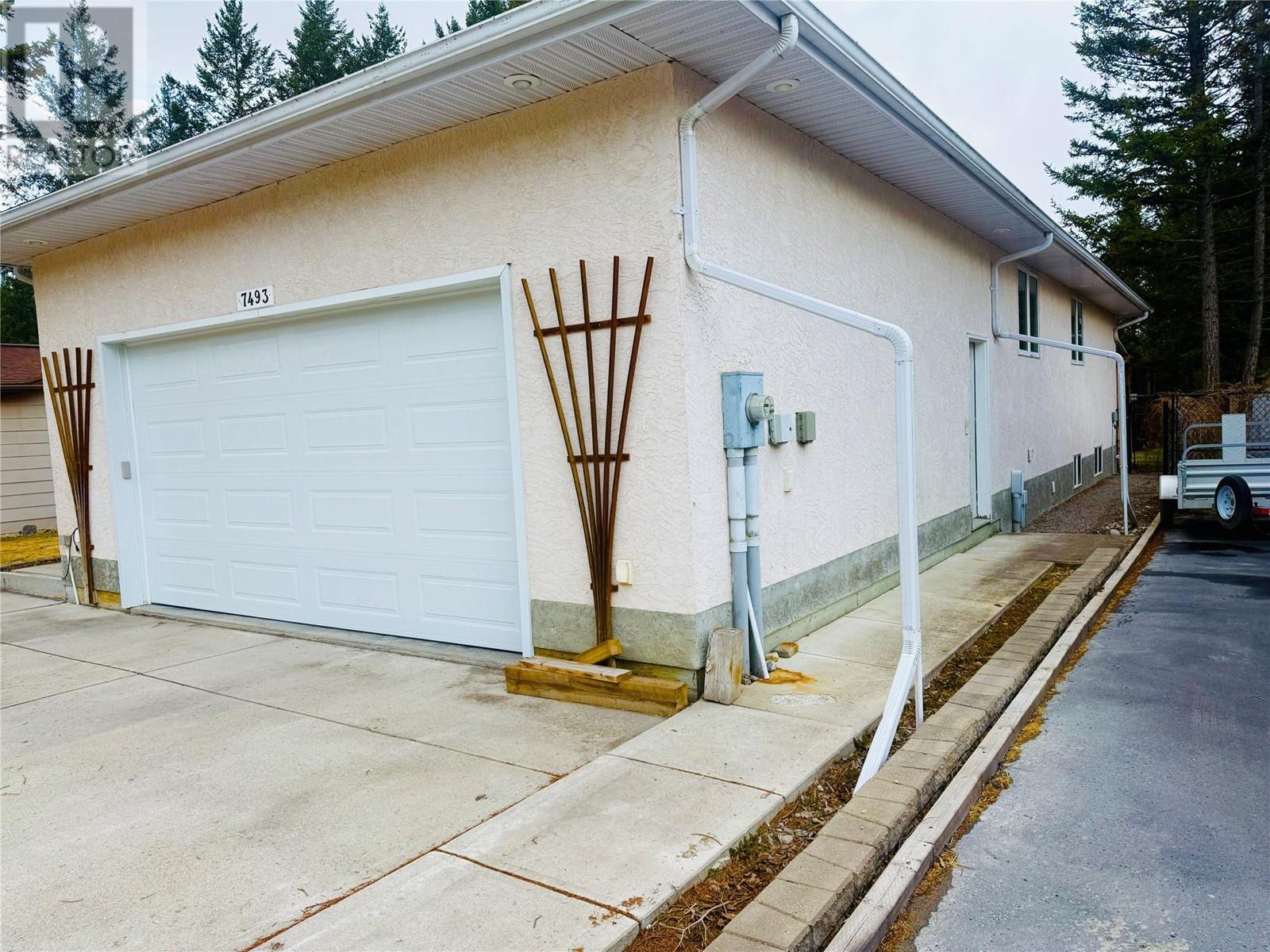 7493 Rivercrest Road, Radium Hot Springs, British Columbia  V0A 1M0 - Photo 66 - 10342158