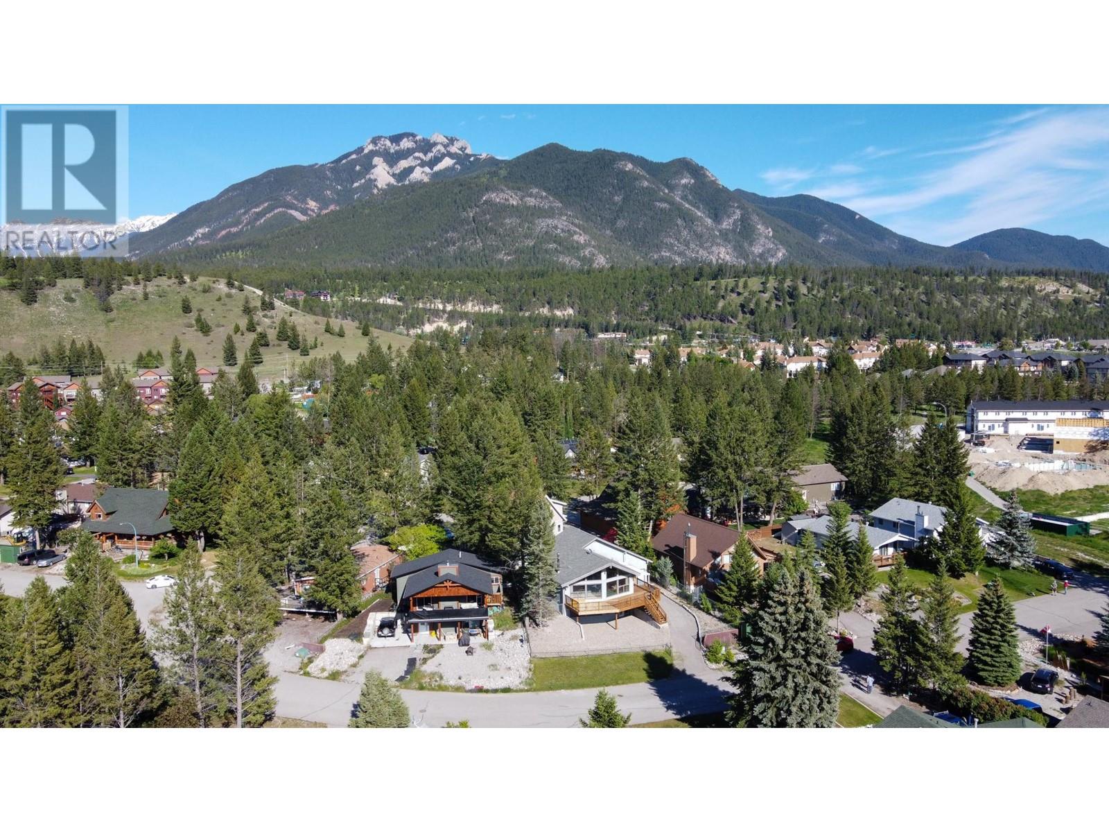 7326 Glacier Drive, Radium Hot Springs, British Columbia  V0A 1M0 - Photo 47 - 10343459