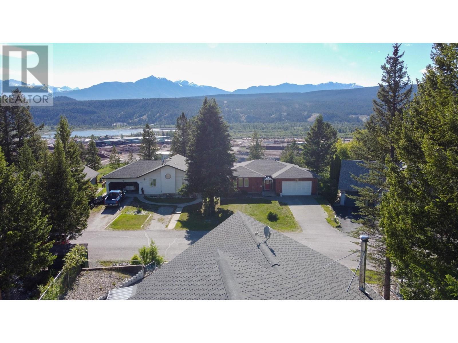 7326 Glacier Drive, Radium Hot Springs, British Columbia  V0A 1M0 - Photo 53 - 10343459