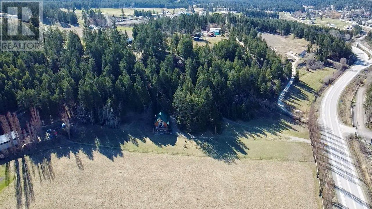 5586 Highway 95 Highway, Edgewater, British Columbia  V0A 1E0 - Photo 27 - 10344206